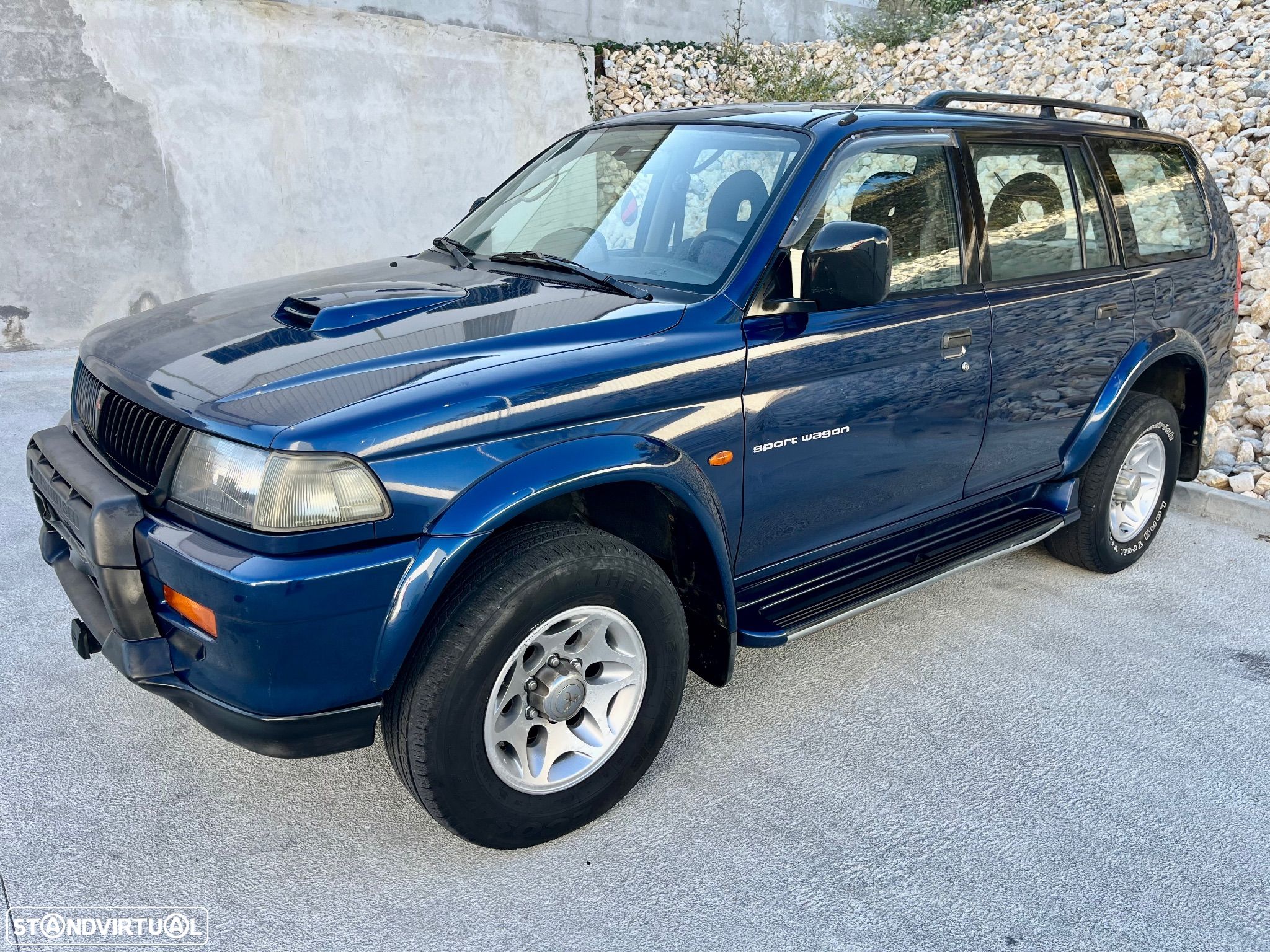 Mitsubishi Pajero 2.5 TD GLX Longo - 1