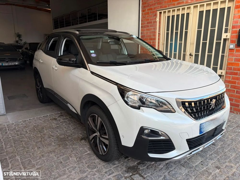 Peugeot 3008 PureTech 130 Stop & Start GPF EAT8 Allure - 4