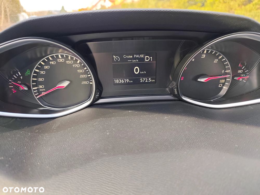 Peugeot 308 BlueHDi 120 EAT6 Stop & Start Active Business-Paket - 10