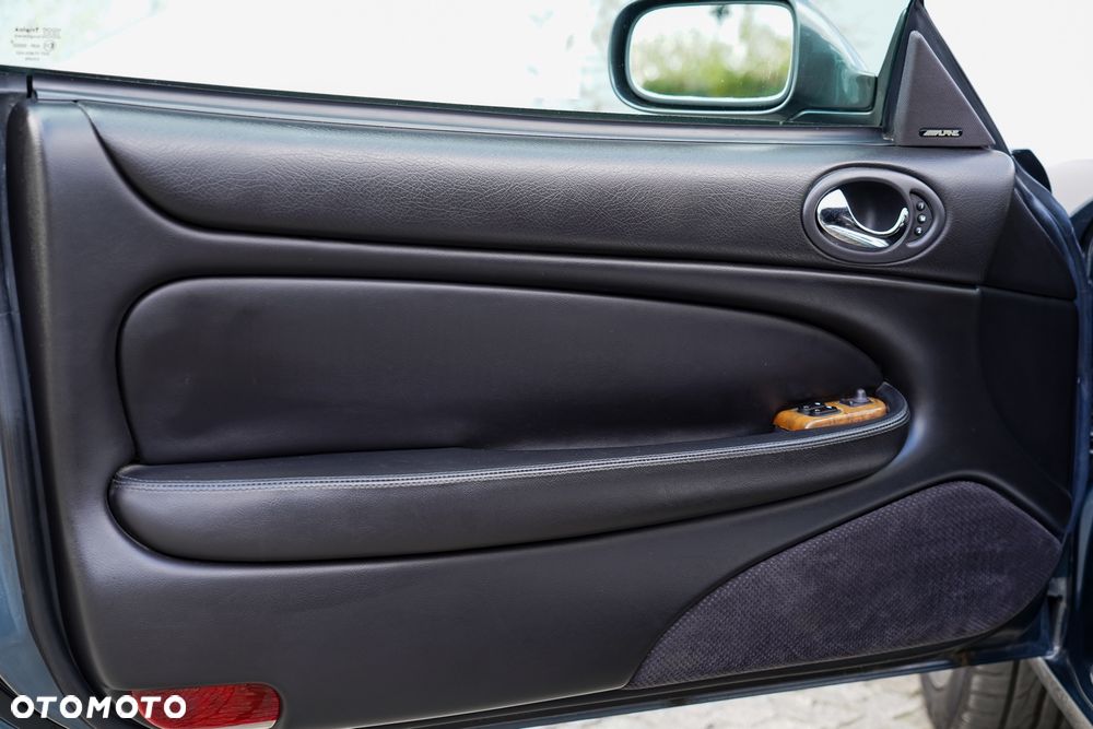 Jaguar XK8 - 5