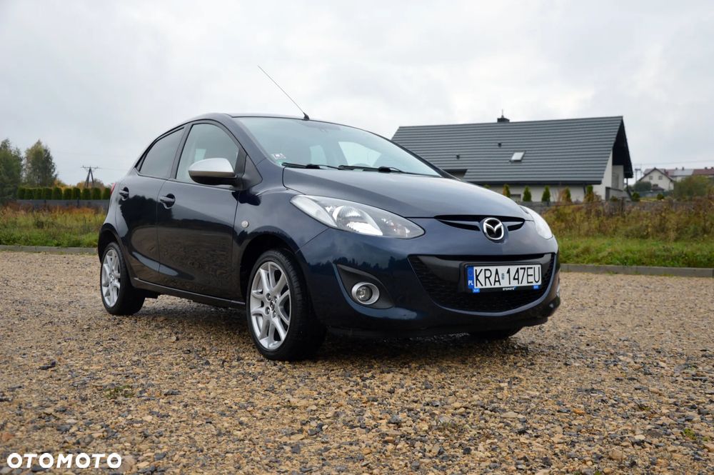 Mazda 2 1.3 Exclusive + - 11