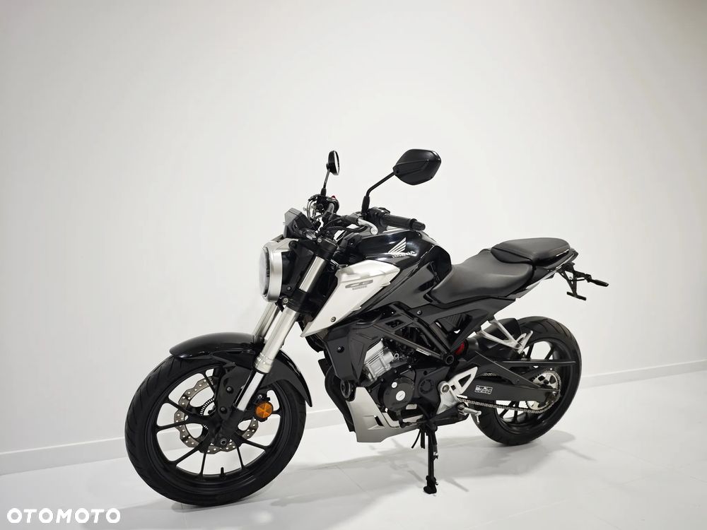 Honda CB - 3