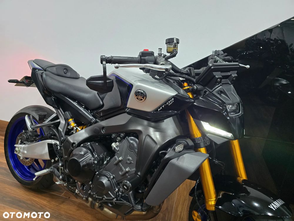 Yamaha MT - 33