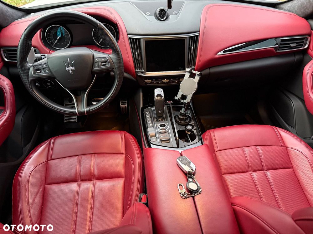 Maserati Levante - 14