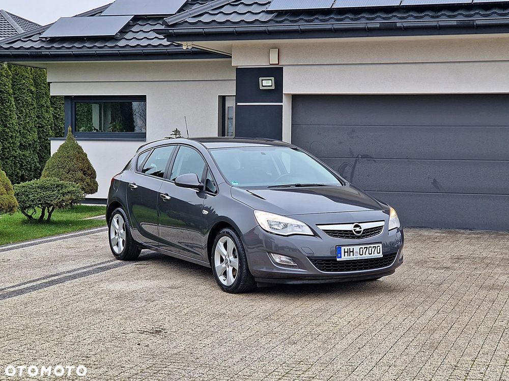 Opel Astra 1.6 Innovation - 11