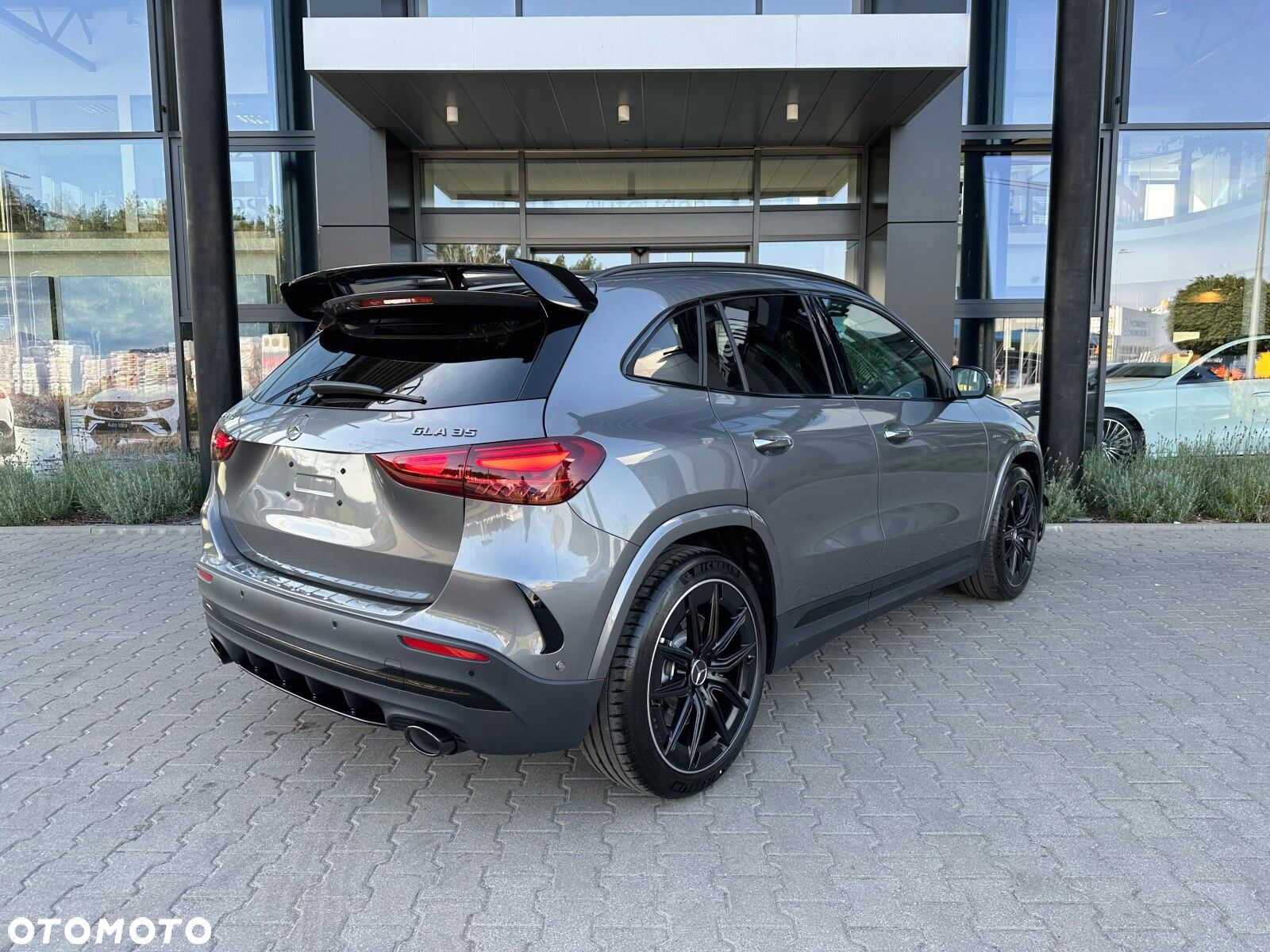 Mercedes-Benz GLA AMG 35 4-Matic - 17