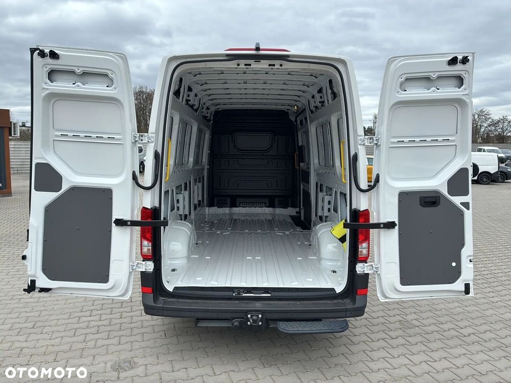 Volkswagen Crafter 35 Furgon L4H3, 2.0BiTDI 177KM, 4490mm, Wysoki dach - 11