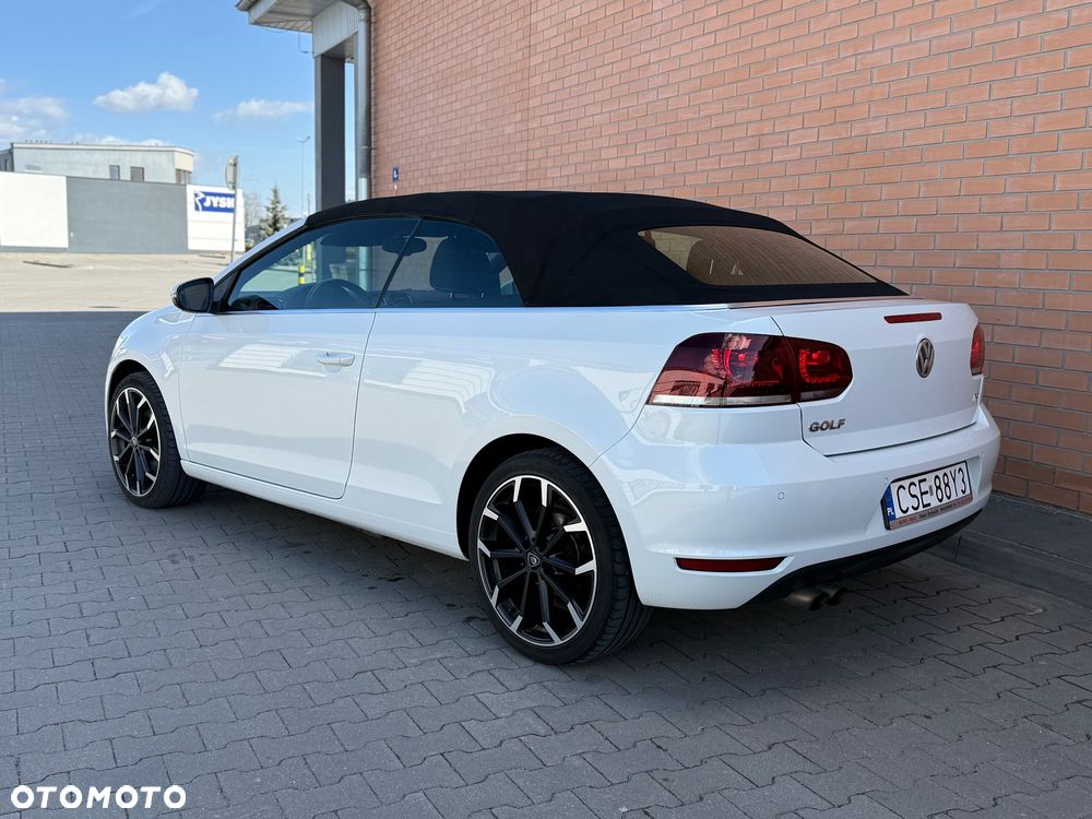 Volkswagen Golf - 5