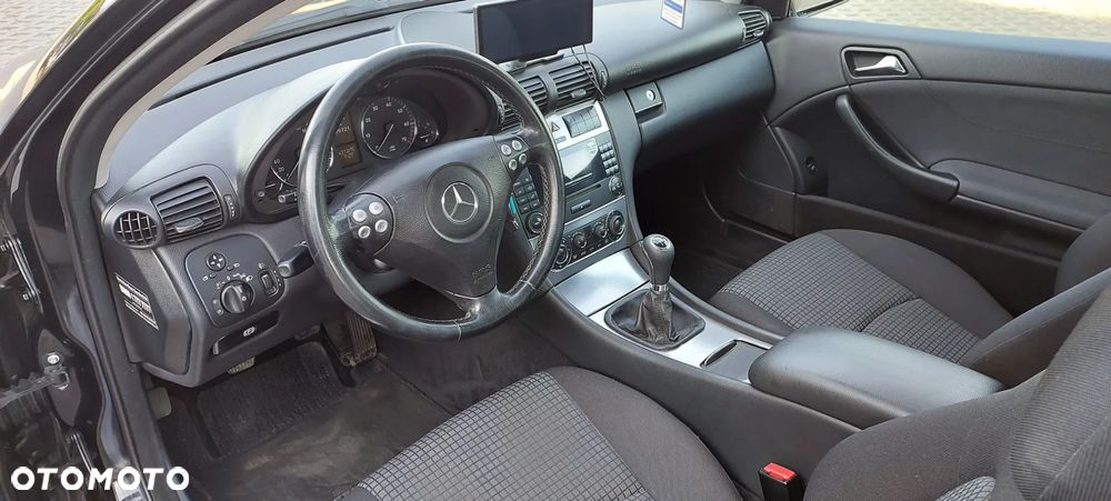 Mercedes-Benz Klasa C - 38