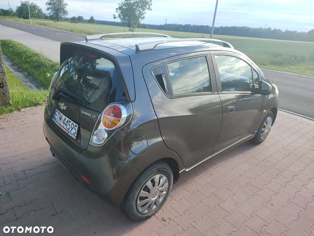 Chevrolet Spark - 16