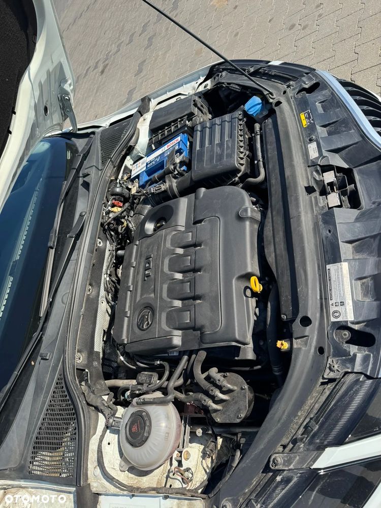 Skoda Octavia 1.6 TDI Clever DSG - 8