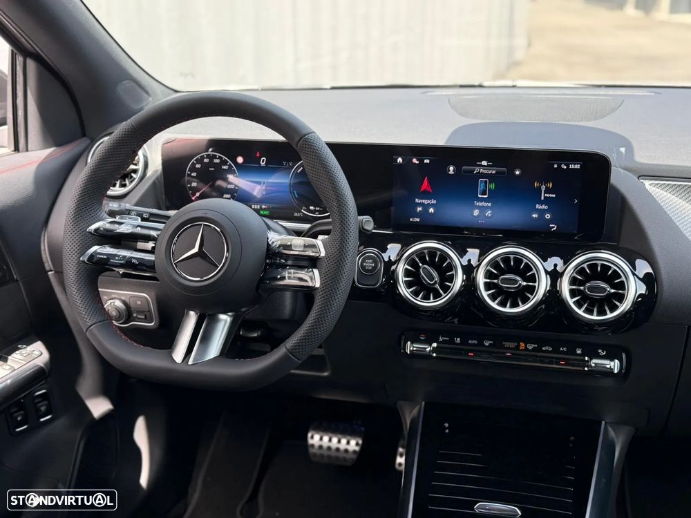 Mercedes-Benz GLA 250 e AMG Line - 13