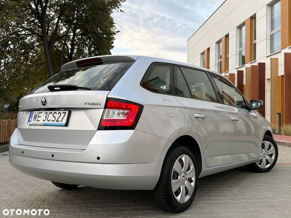 Skoda Fabia 1.0 TSI Active - 3