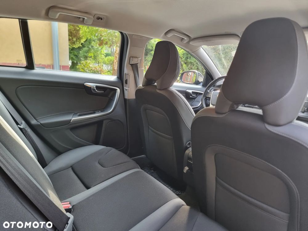 Volvo V60 D3 Kinetic - 21