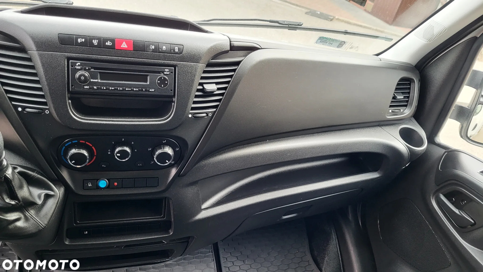 Iveco Daily 50c150 Thermo King 500V /mroźnia-20/dwie przegrody 2xagregat/izoterma/kontener/ - 37