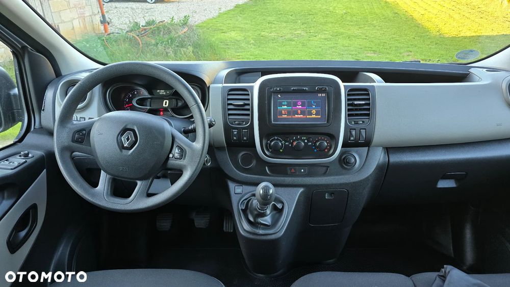Renault Trafic - 10