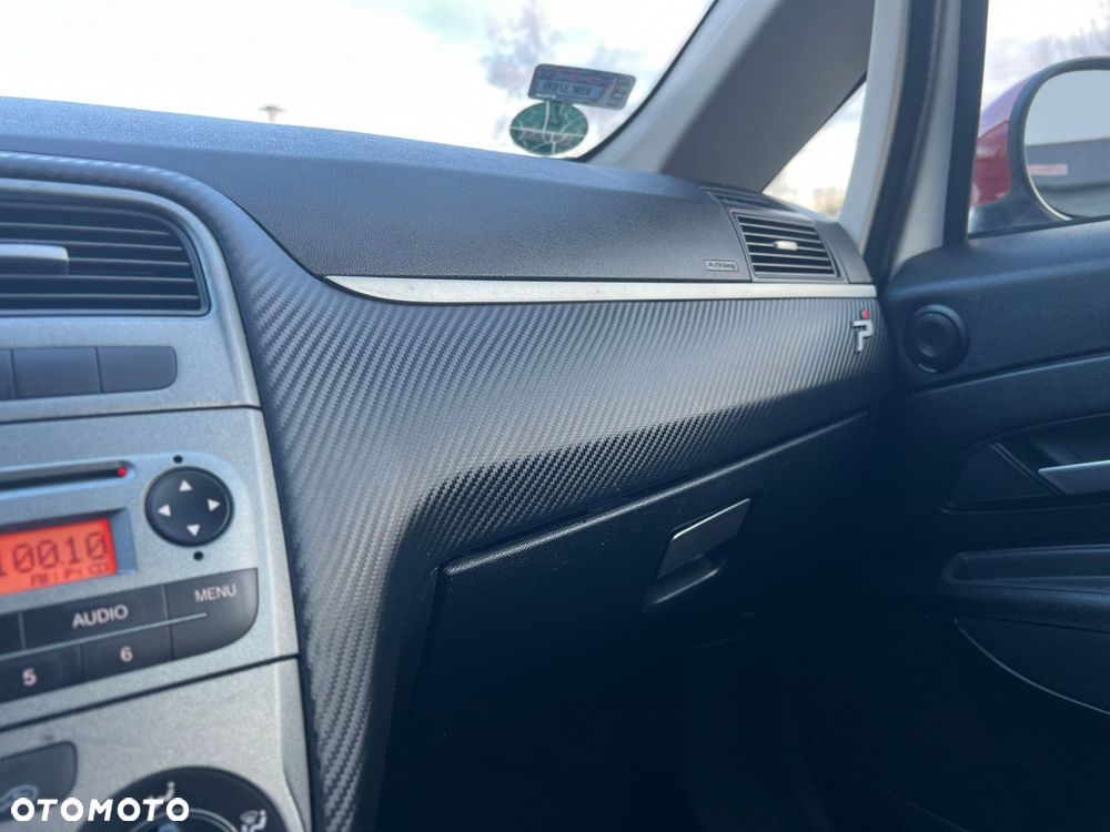 Fiat Punto - 24