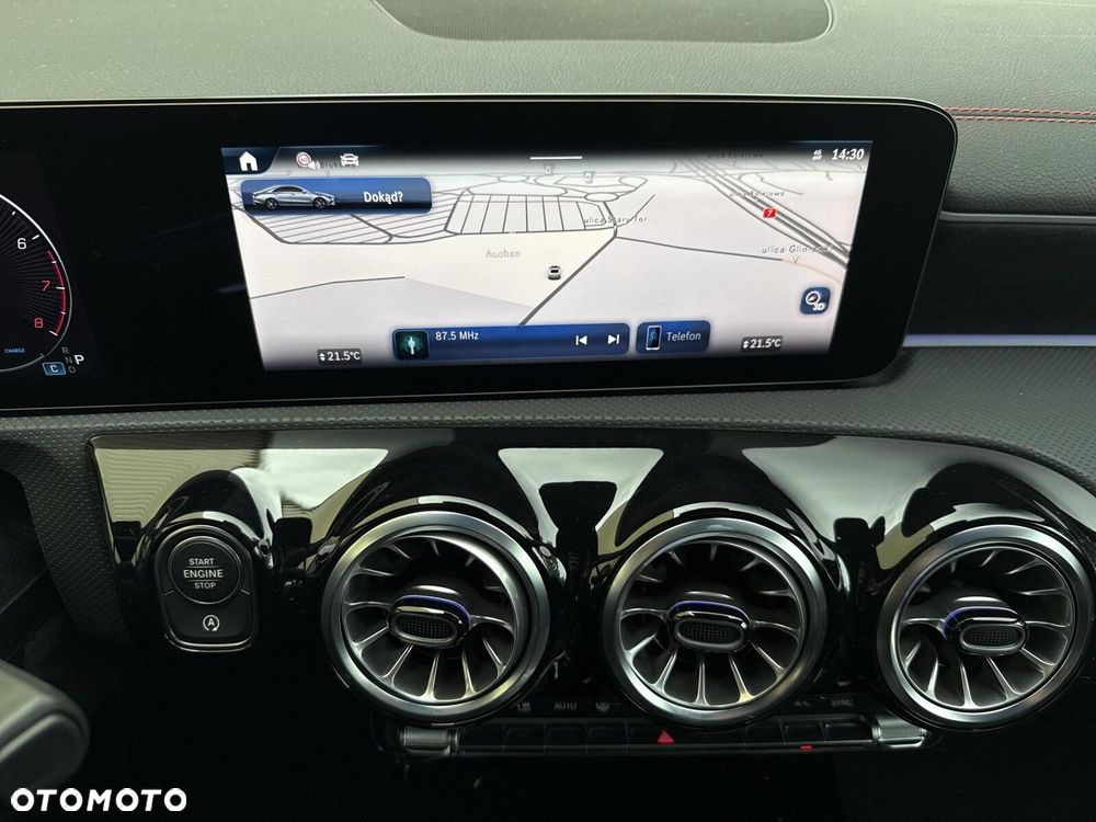 Mercedes-Benz CLA 200 AMG Line 7G-DCT - 22