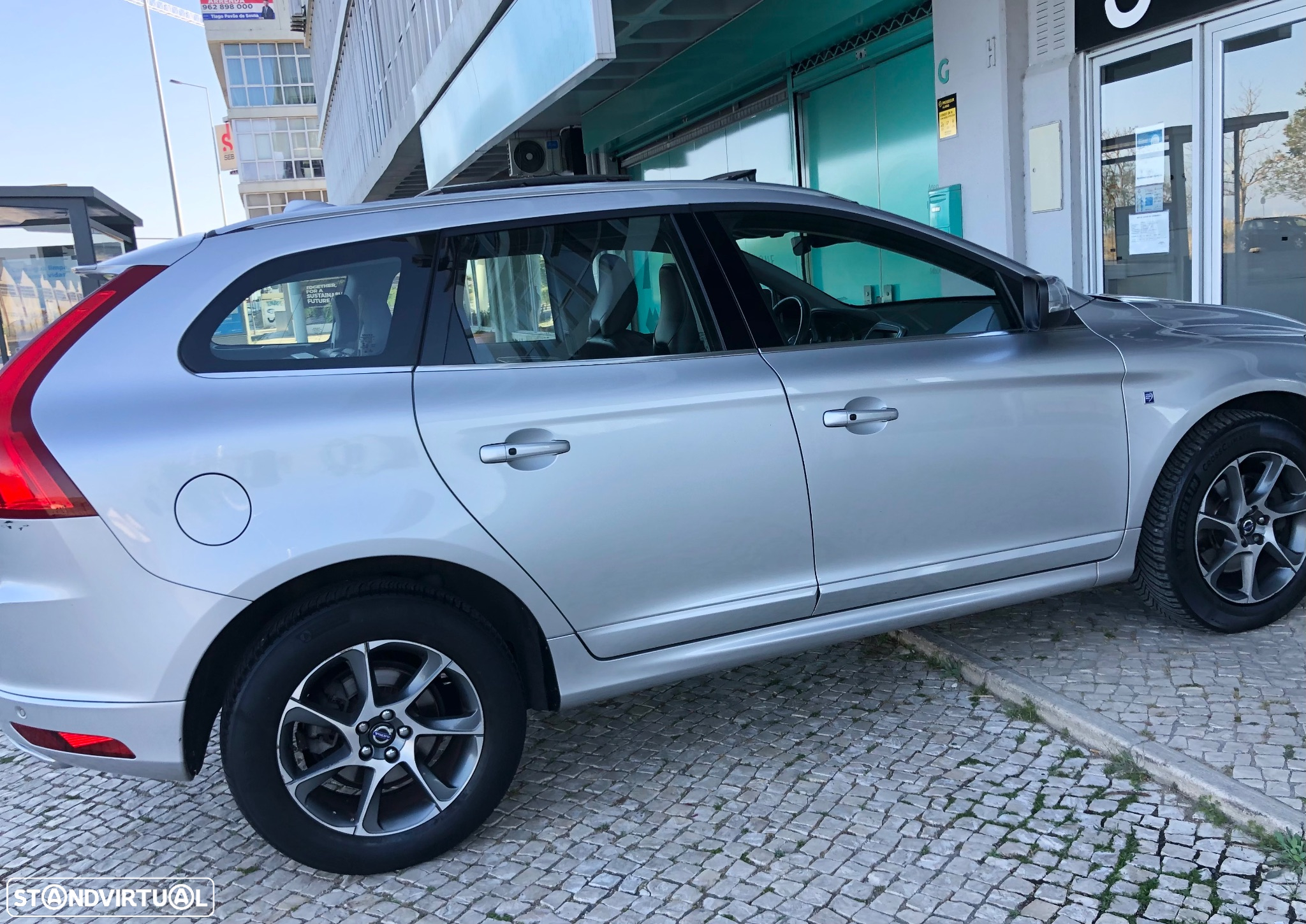 Volvo XC 60 2.0 D4 VOR Geartronic - 8