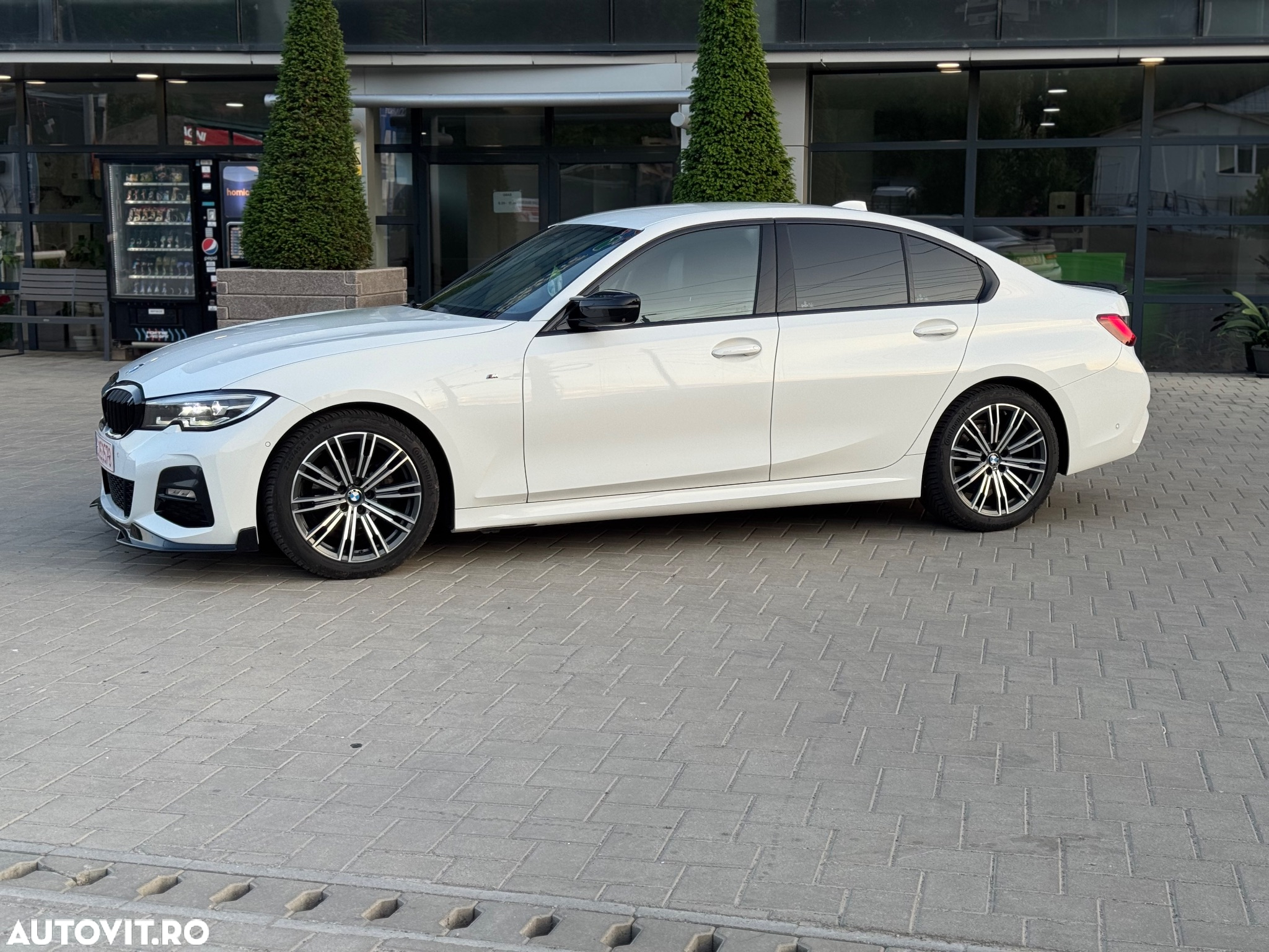 BMW Seria 3 - 27