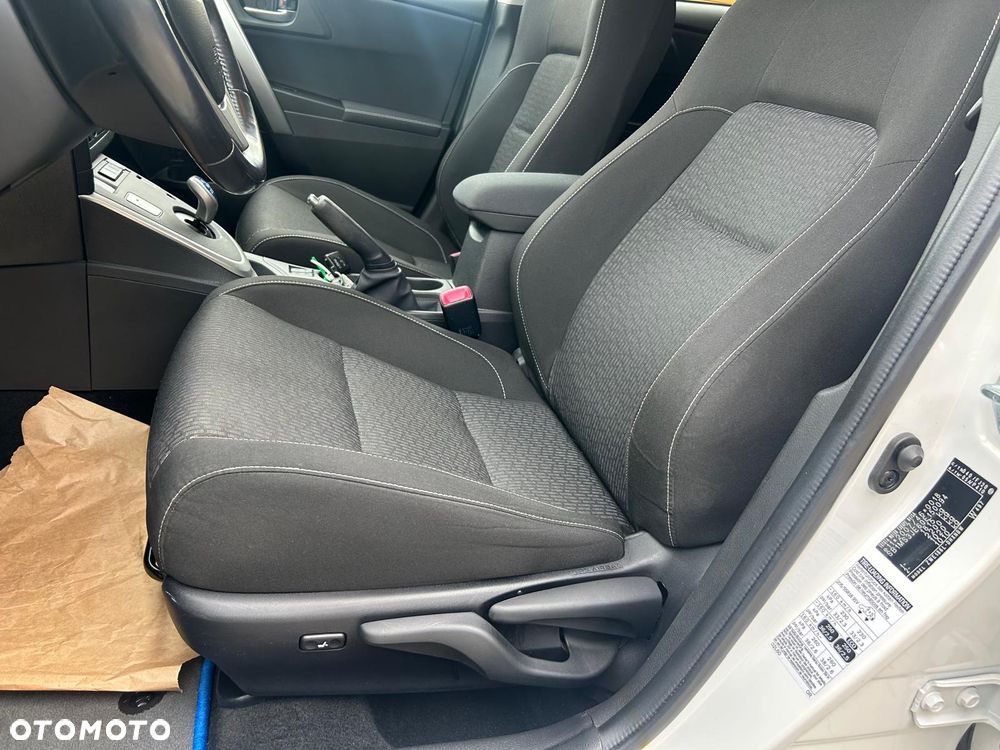 Toyota Auris - 18