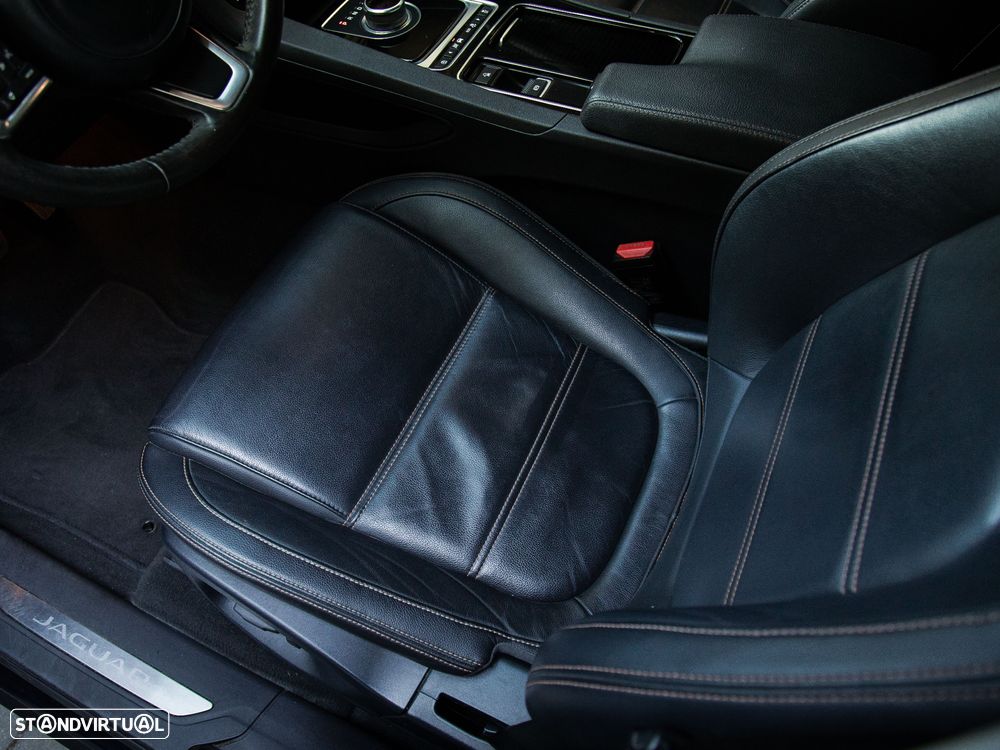 Jaguar F-Pace 2.0 i4D Prestige Aut. - 18