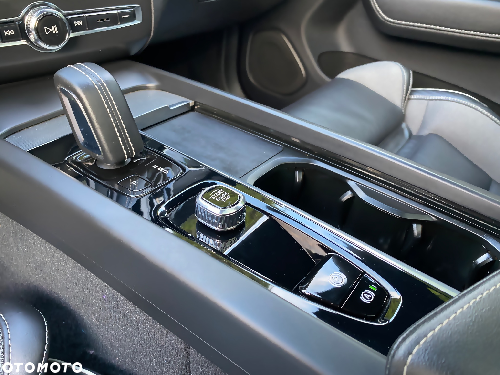 Volvo XC 60 B4 D Geartronic RDesign - 27