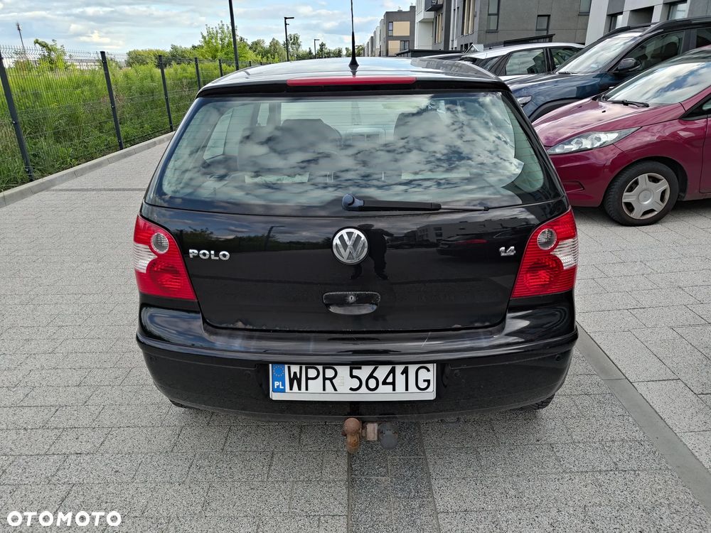 Volkswagen Polo 1.4 16V Basis - 4