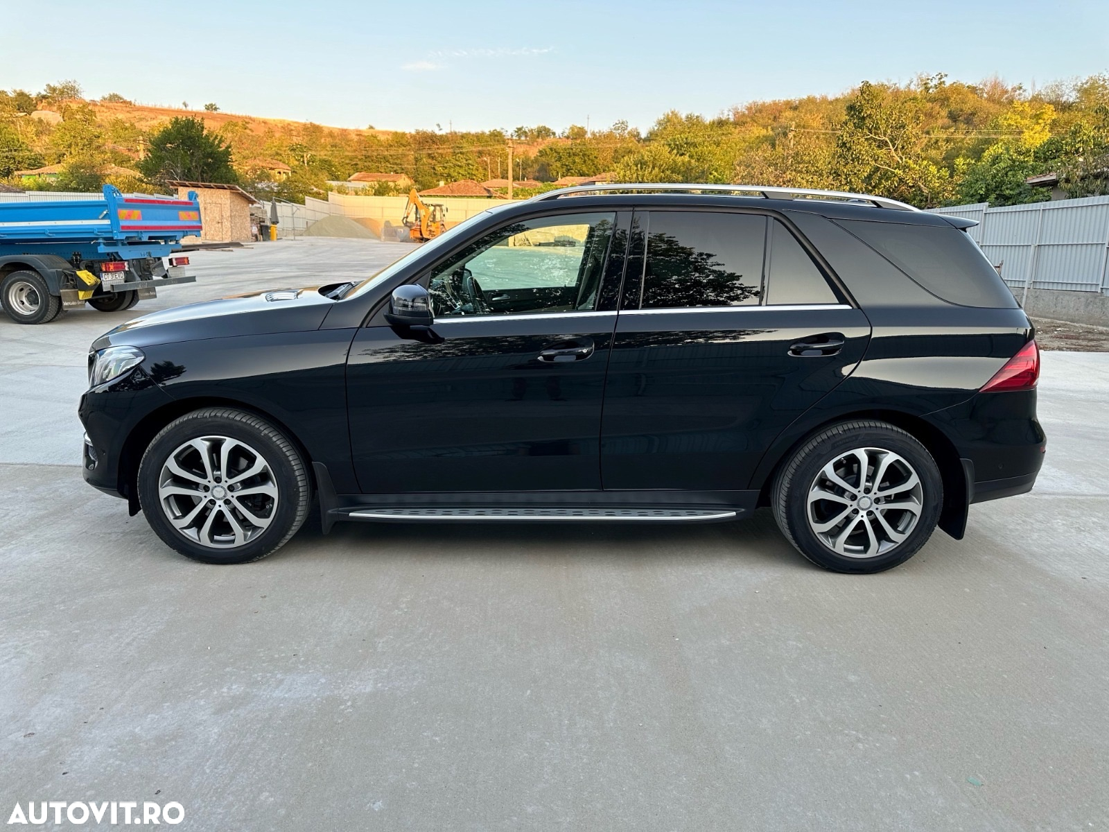 Mercedes-Benz GLE 350 d 4MATIC - 3