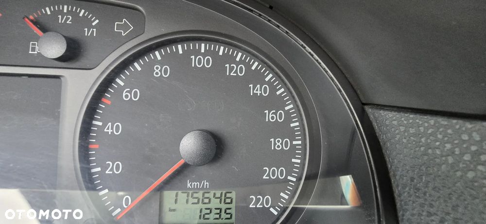 Volkswagen Polo 1.4 TDI Comfortline - 10