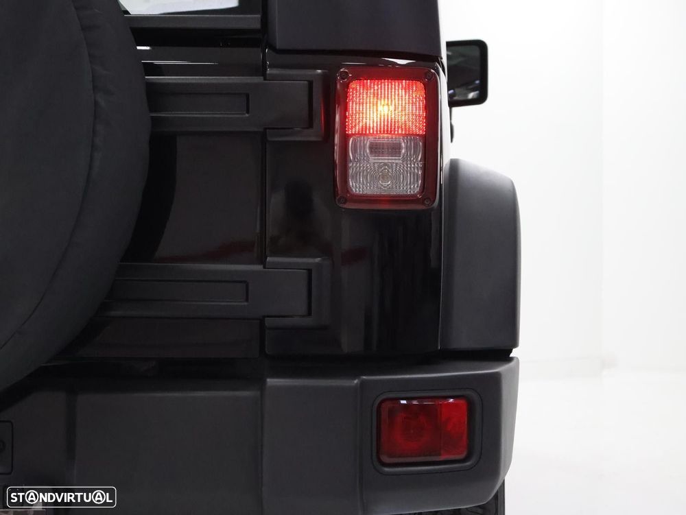 Jeep Wrangler 2.8 CRD MTX Sport - 23