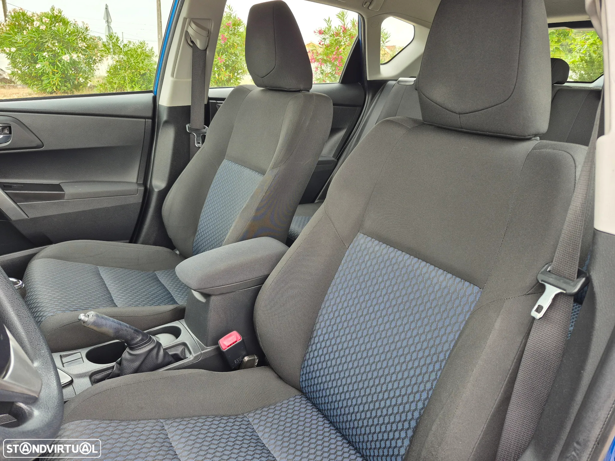 Toyota Auris 1.33 VVT-i ACtive - 10