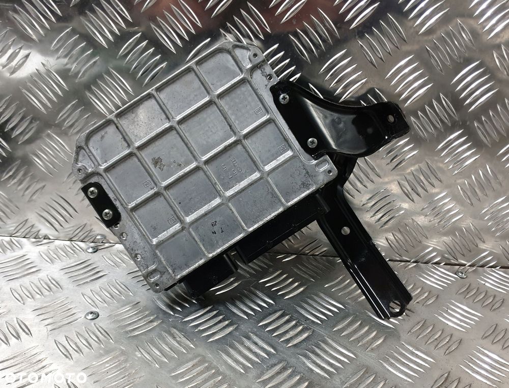 komputer silnika toyota rav4 2.2 d 89661-42851 - 3