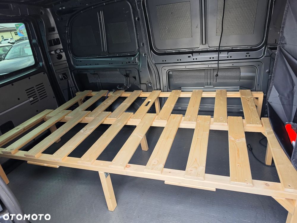 Mercedes-Benz Vito - 20