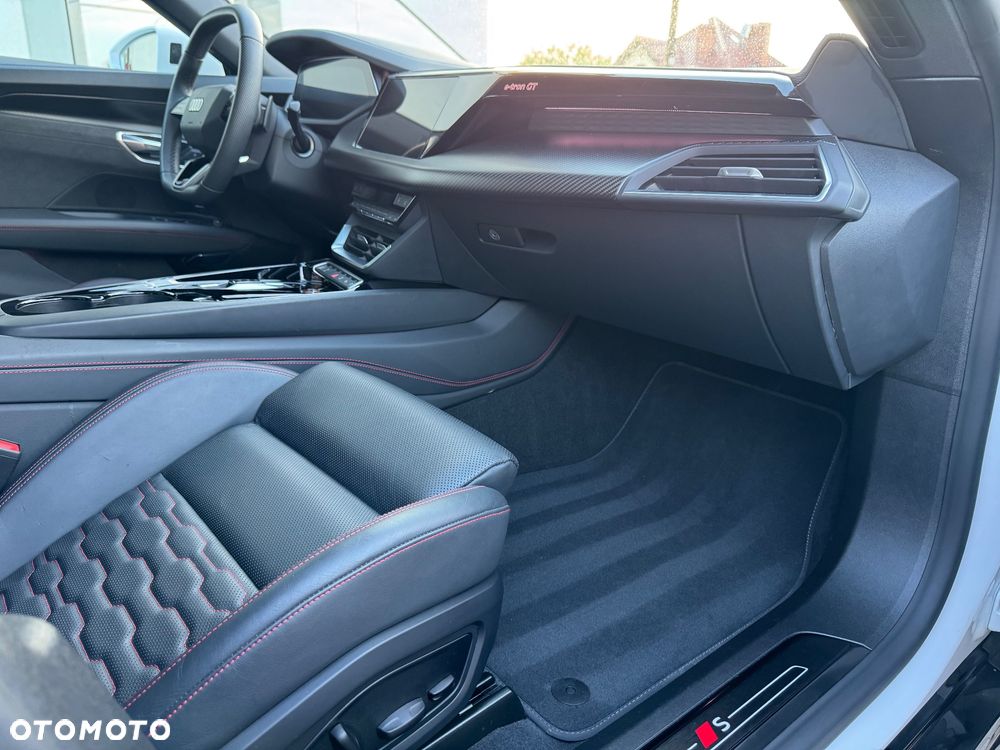 Audi e-tron GT 105kWh S Launch Edition Quattro - 24