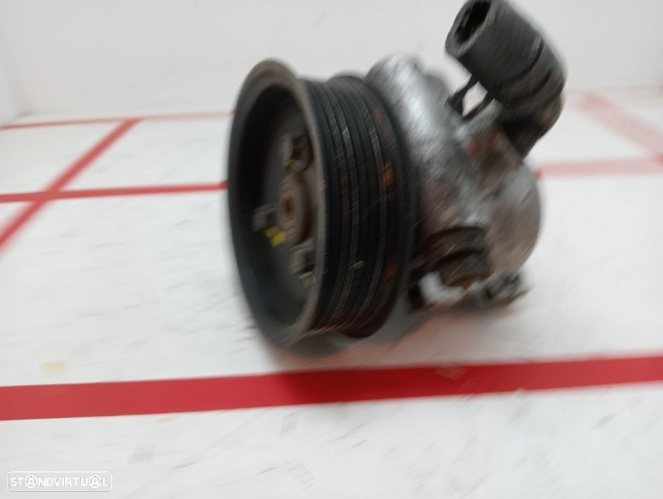 BOMBA DIREÇÃO JEEP GRAND CHEROKEE II 2001 -52088582AC - 2