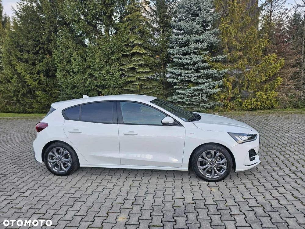 Ford Focus 1.5 EcoBlue Start-Stopp-System ST-LINE - 9