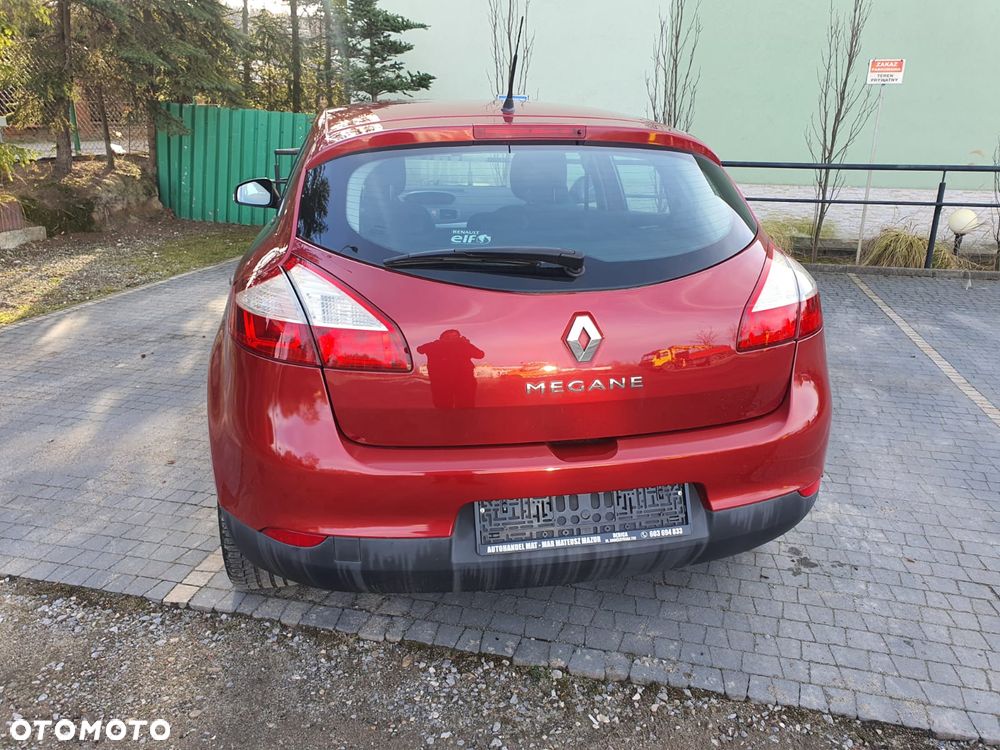 Renault Megane 1.6 16V 110 Dynamique - 8