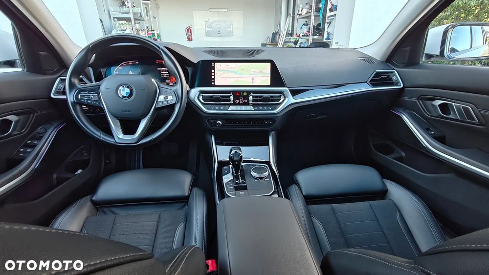 BMW Seria 3 320d MHEV Sport Line - 13