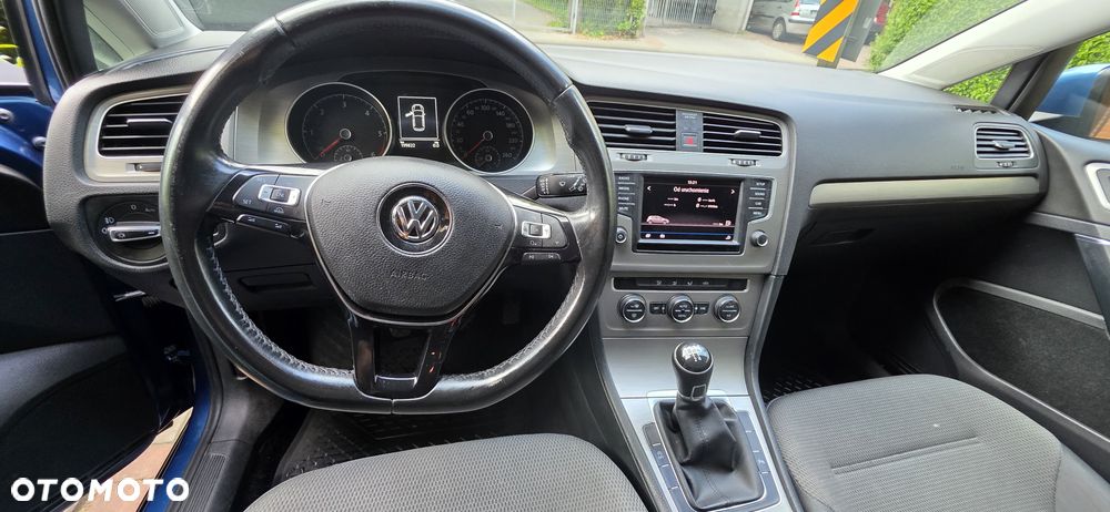 Volkswagen Golf 1.6 TDI BMT Comfortline - 9