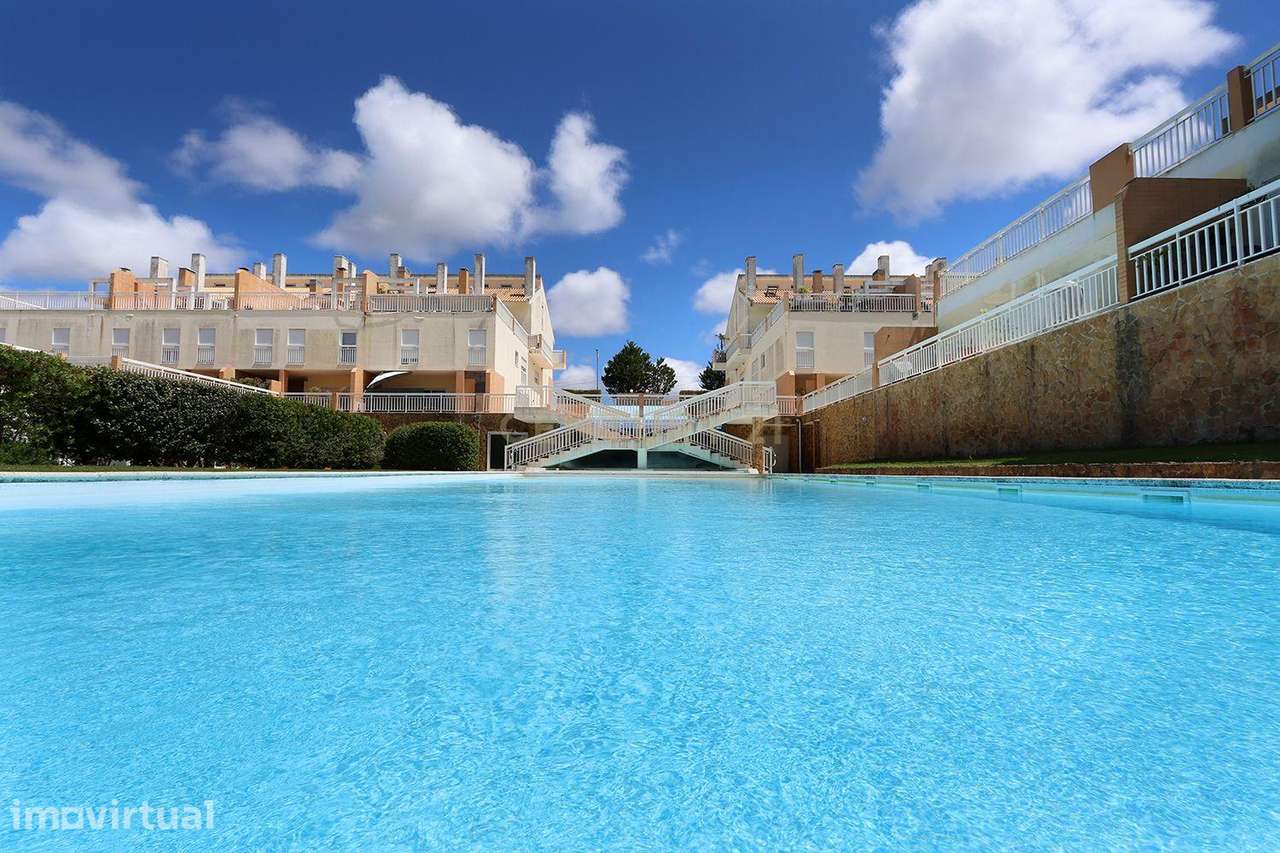 Vila Verde - Sintra - Excelente apartamento T3 Triplex, com garagem em - Grande imagem: 2/51