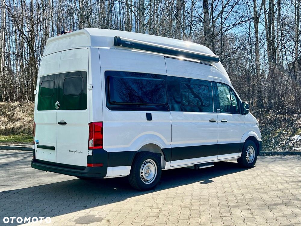 Volkswagen Grand California 600 silnik: 2,0 l TDI EU6 SCR BlueMotion Technology 130 kW skrzynia biegów: Przedni napęd automatyczna 8-biegowa rozstaw osi: 3640 mm - 6