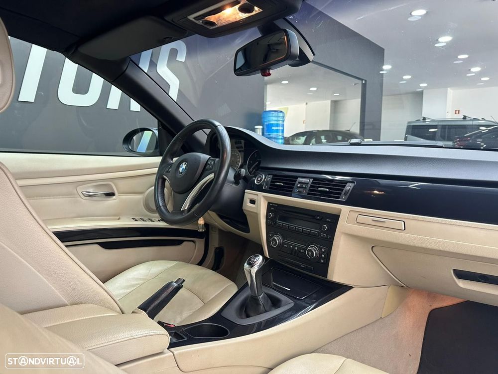 BMW 320 d Cabrio - 26