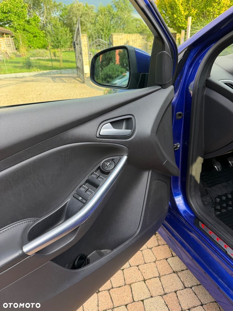 Ford Focus 2.0 EcoBoost ST - 12
