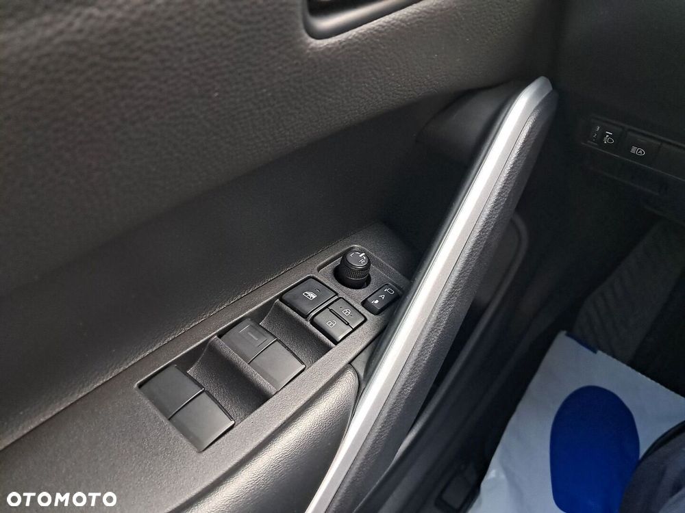Toyota Corolla Cross - 15