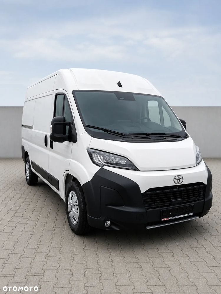 Toyota Proace MAX - 1