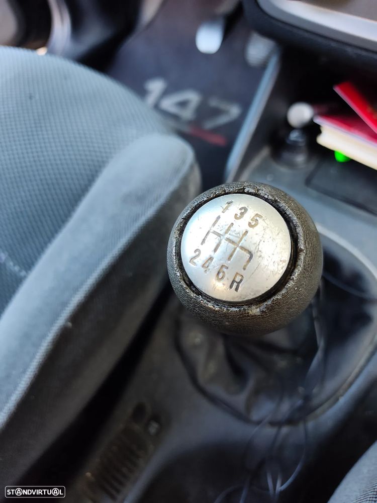 Alfa Romeo 147 1.9 JTD 16V Progression - 11