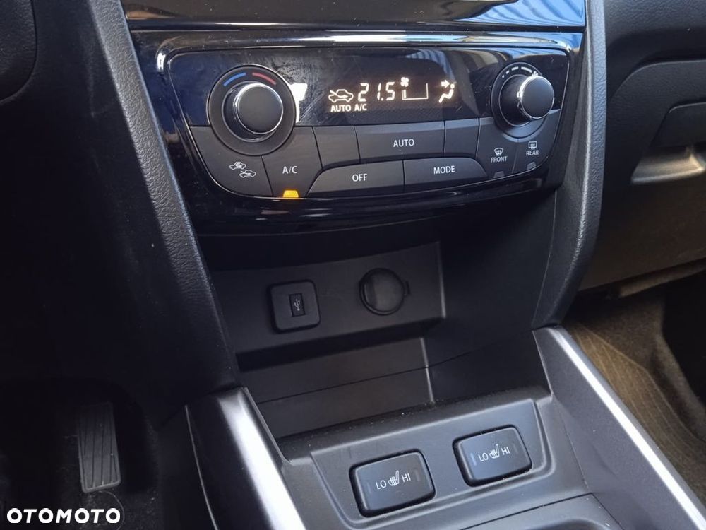 Suzuki Vitara 1.4 Boosterjet SHVS Premium 4WD - 27