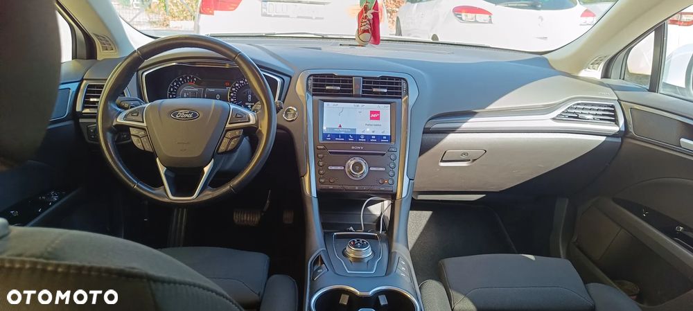 Ford Mondeo 2.0 EcoBlue Titanium - 27