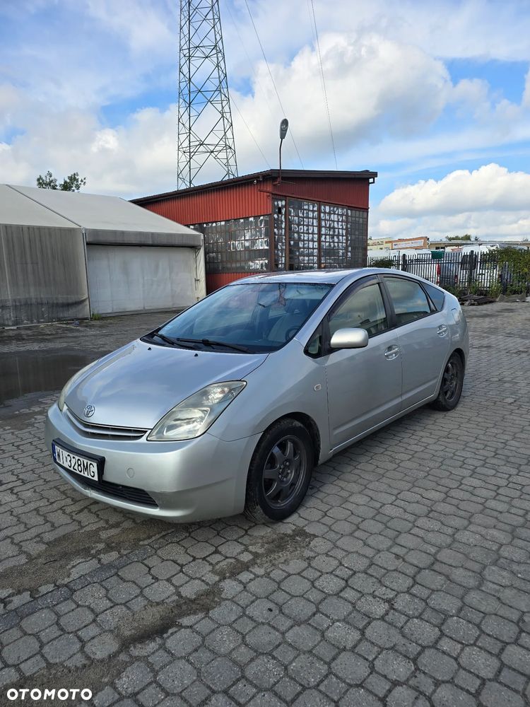 Toyota Prius 1.5 VVT-i Sol - 9